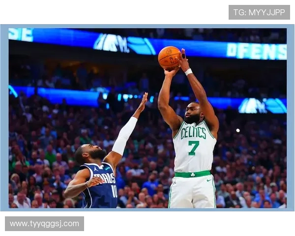 独行侠力克凯尔特人 展现强大团队协作与个人突破能力