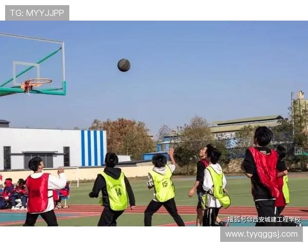 篮球激荡青春梦想点燃赛场激情共谱团队拼搏辉煌篇章 篮球激荡青春梦想点燃赛场激情共谱团队拼搏辉煌篇章