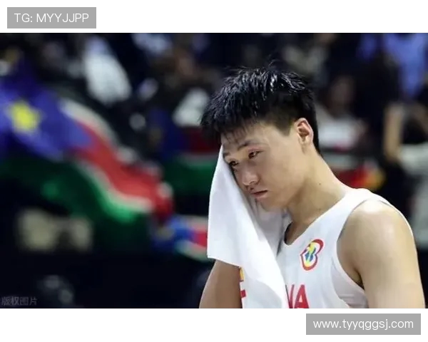 重庆篮球队实力引发热议球迷对球队表现的分歧与期待