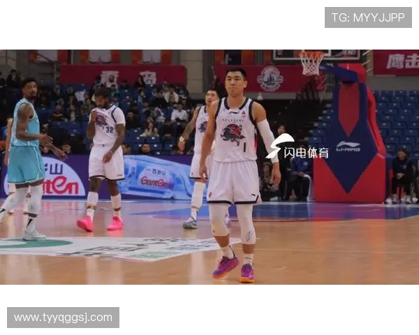 巩晓彬再度执掌球队引领新征程展现山东篮球重振雄风 巩晓彬再度执掌球队引领新征程展现山东篮球重振雄风