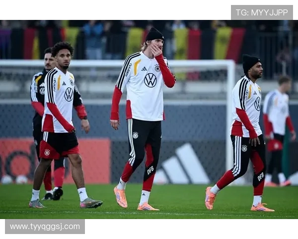 2012年世预赛德国队与瑞典队激战成名的经典对决回顾