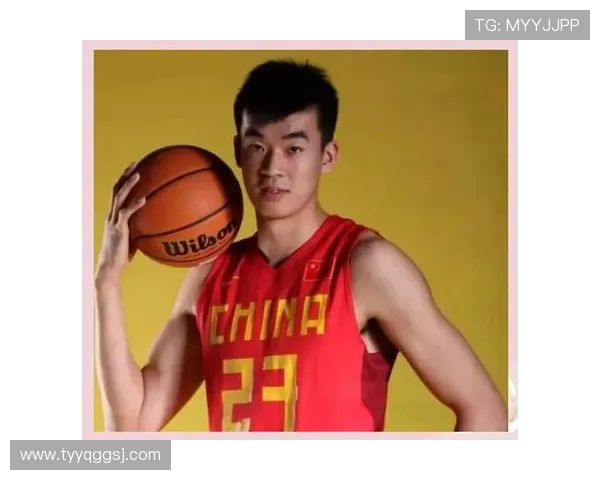 李慕豪：从篮球新星到职业生涯巅峰的奋斗历程与启示