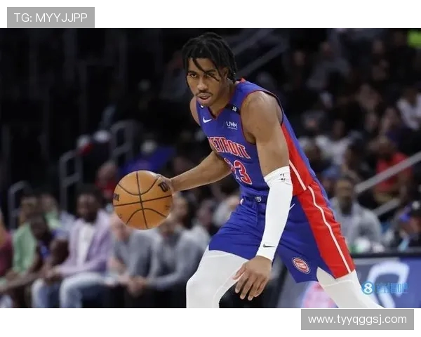 杰登艾维的崛起之路：从大学篮球明星到NBA新星的成长历程